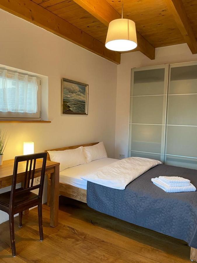 Ferienwohnung Im Stadtzentrum Von Bernau - Komfortable Wohnung Mit 2 Zimmern, Bad, Spuelmaschine, Waschmaschine, Komplette Kueche, Wlan, Terrasse, Ruhige Lage Bernau bei Berlin Exterior foto